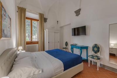 رزیدنسا دی ایپوکا گالریا ال آکادمیا