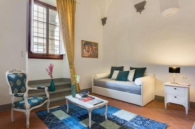 رزیدنسا دی ایپوکا گالریا ال آکادمیا