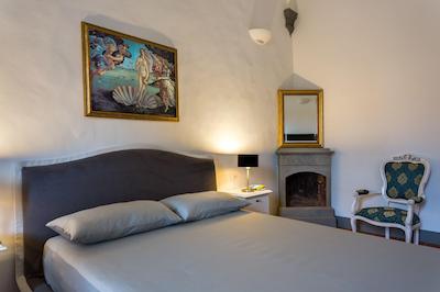 رزیدنسا دی ایپوکا گالریا ال آکادمیا