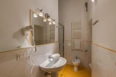 رزیدنسا دی ایپوکا گالریا ال آکادمیا