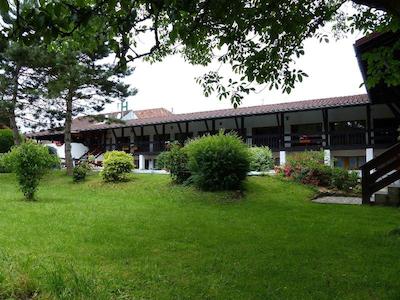 هتل رستوران لا ویله فرمه