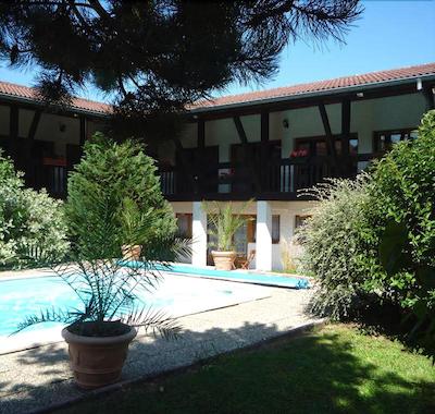 هتل رستوران لا ویله فرمه