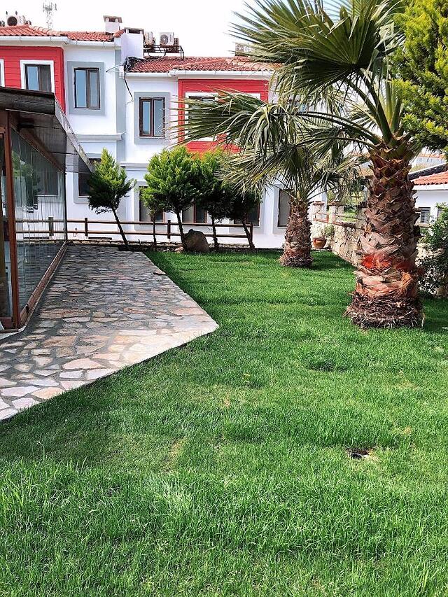 لاوینیا اوتل