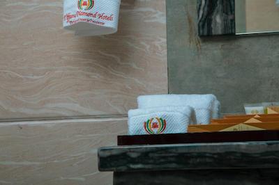 تیفانی دیاموند هتلز ماکونگانیا