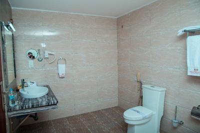 تیفانی دیاموند هتلز ماکونگانیا