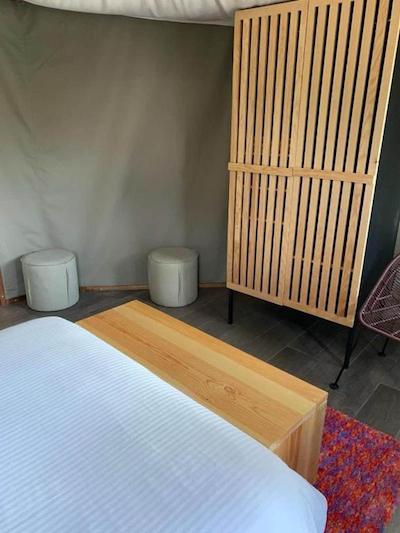 هاستال دلا لوز