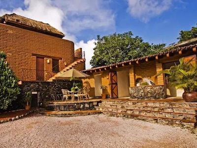 هاستال دلا لوز