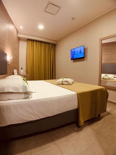 هتل اسمرالدو