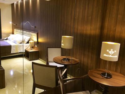 هتل اسمرالدو