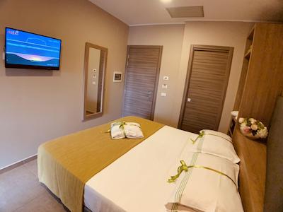 هتل اسمرالدو