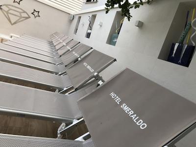 هتل اسمرالدو