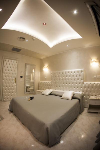 هتل اسمرالدو