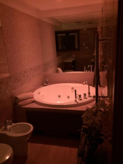 هتل اسمرالدو