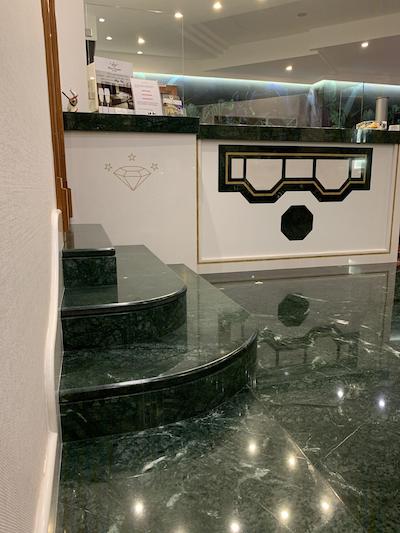 هتل اسمرالدو