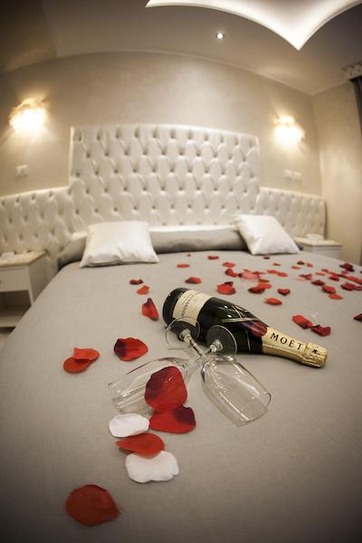 هتل اسمرالدو