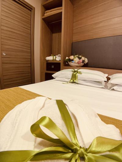 هتل اسمرالدو