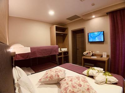 هتل اسمرالدو