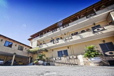 هتل اسمرالدو