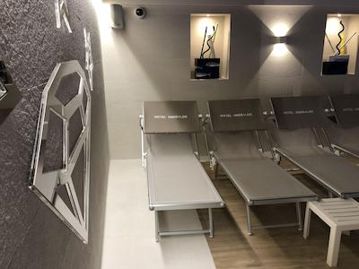 هتل اسمرالدو