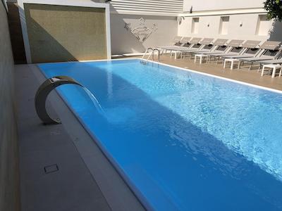 هتل اسمرالدو