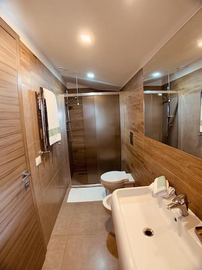 هتل اسمرالدو