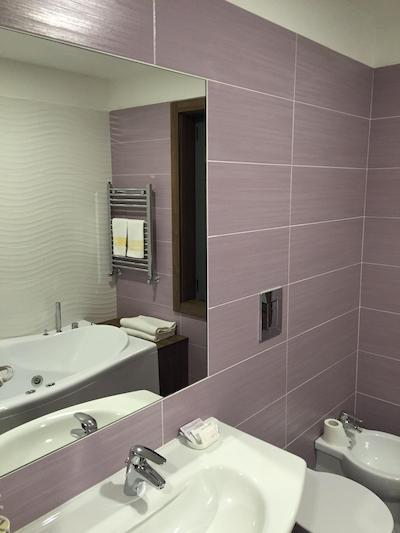 هتل اسمرالدو