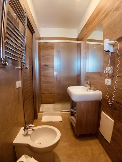 هتل اسمرالدو