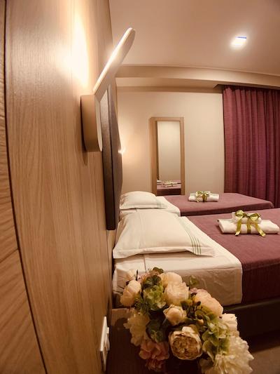 هتل اسمرالدو