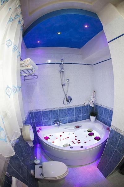 هتل اسمرالدو