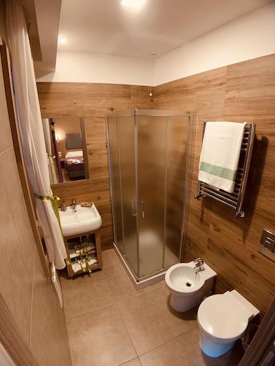 هتل اسمرالدو