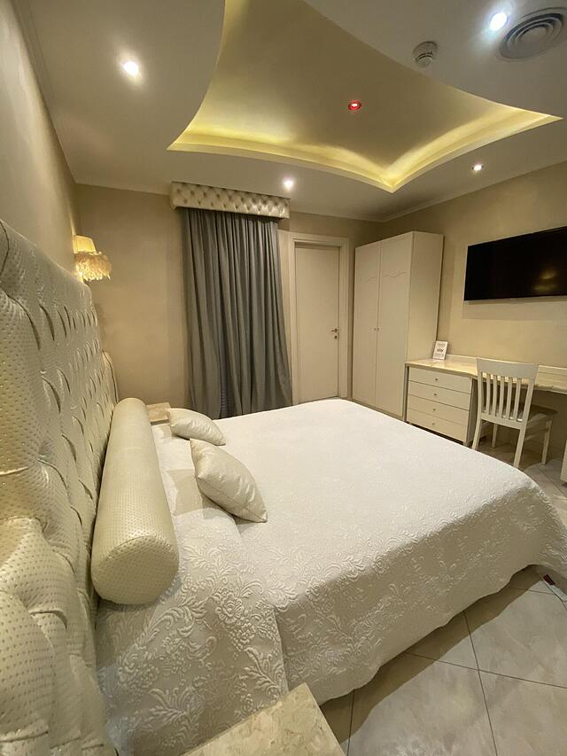 هتل اسمرالدو