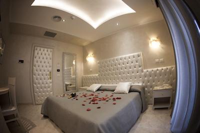 هتل اسمرالدو