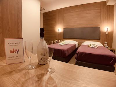 هتل اسمرالدو