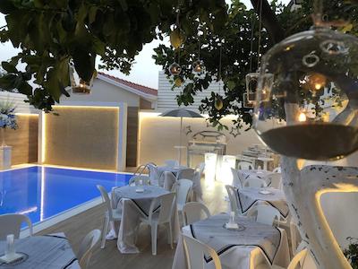 هتل اسمرالدو