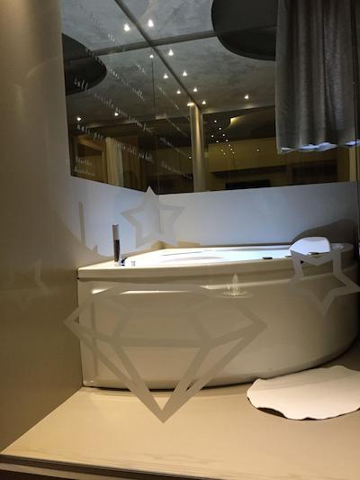 هتل اسمرالدو