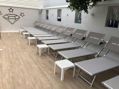 هتل اسمرالدو