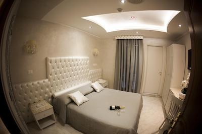 هتل اسمرالدو