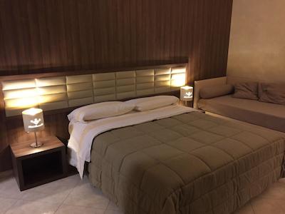 هتل اسمرالدو