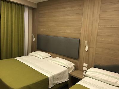 هتل اسمرالدو