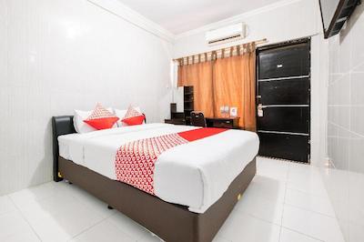 او وای او 1700 دانورجان گست هاوس