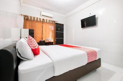 او وای او 1700 دانورجان گست هاوس