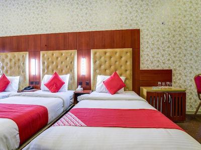 او وای او 271 پاراسول هتل