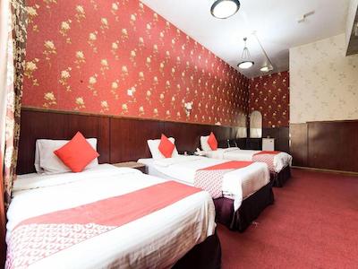 او وای او 271 پاراسول هتل