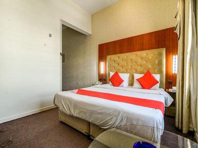 او وای او 271 پاراسول هتل