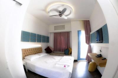 لا برزا سوئیت اند هتل