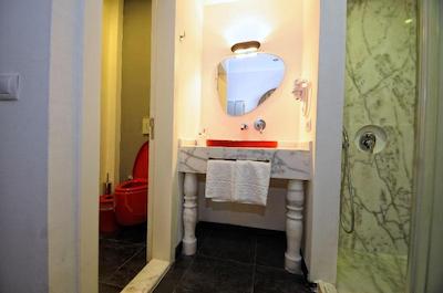 لا برزا سوئیت اند هتل