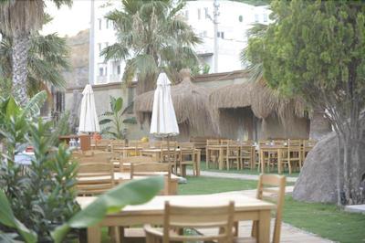 لا برزا سوئیت اند هتل