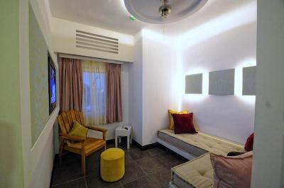 لا برزا سوئیت اند هتل