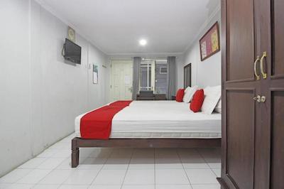 رد دورز نیر ترمینال کوندونگ کاتور