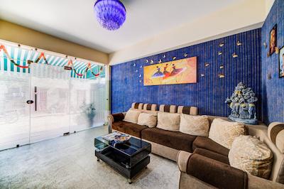 او وای او 6749 د رویال نست